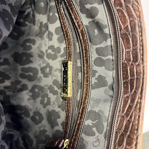 New Directions animal print handbag - Picture 6 of 8